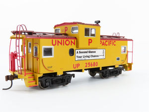 HO Scale Athearn 74090 UP Union Pacific Railroad Wide Vision Caboose #25680