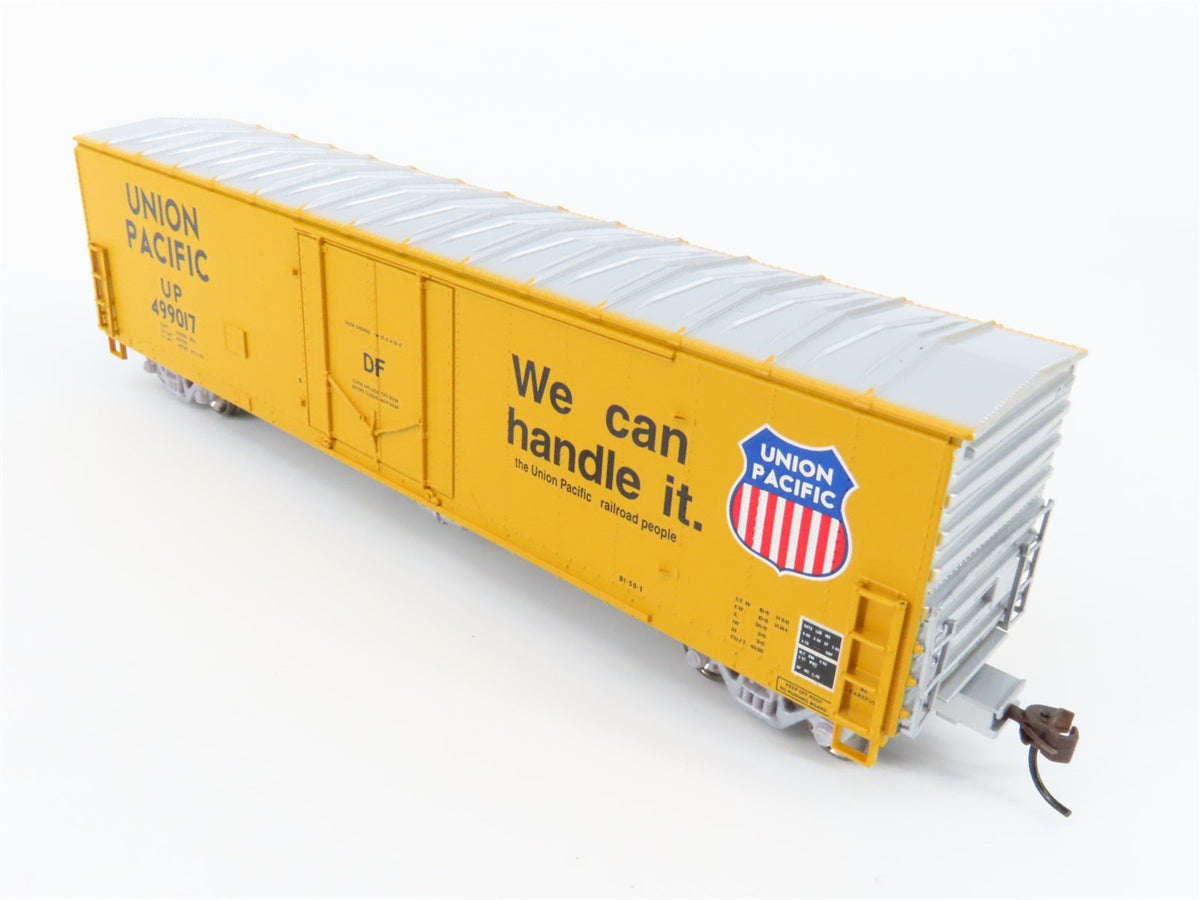 HO Scale Athearn 91269 UP Union Pacific Railroad 50&#39; Plug Door Box Car #499017