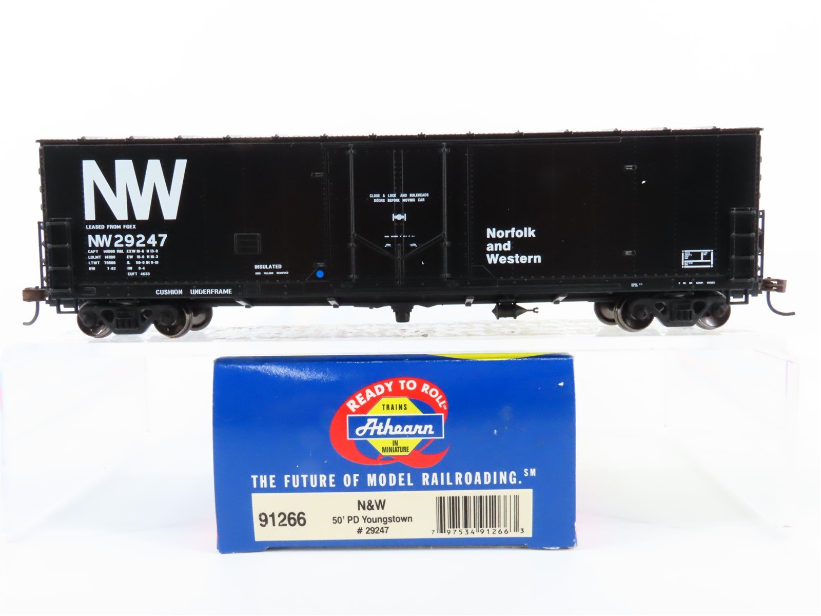 HO Scale Athearn 91266 NW Norfolk & Western 50' Plug Door Box Car #29247