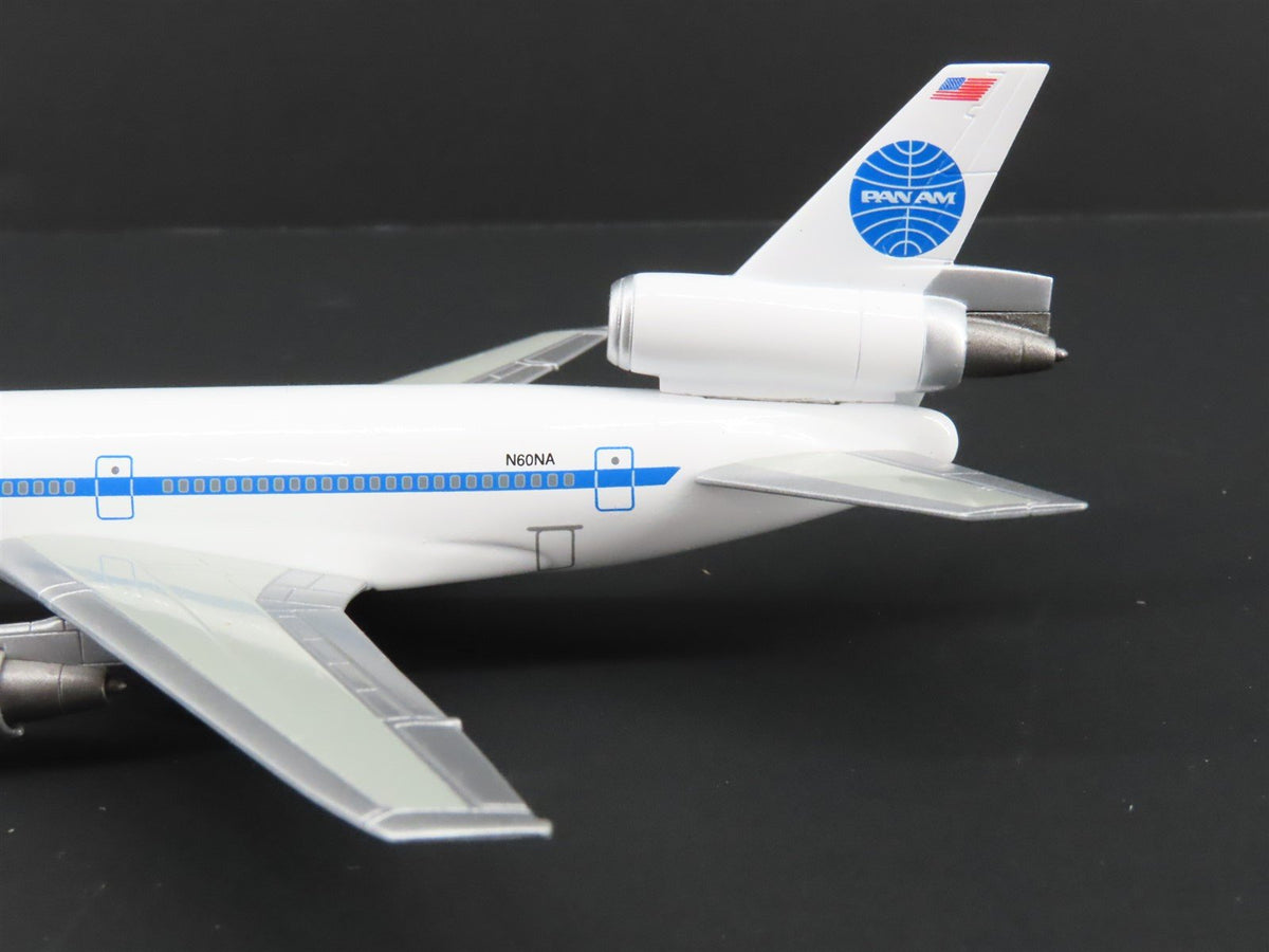 1:400 Scale Dragon Wings 55155 Die-Cast Pan Am McDonnell Douglas DC-10 Airliner