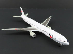 1:400 Dragon Wings 55224 Die-Cast JAL Japan Airlines Boeing B777-300 Airliner