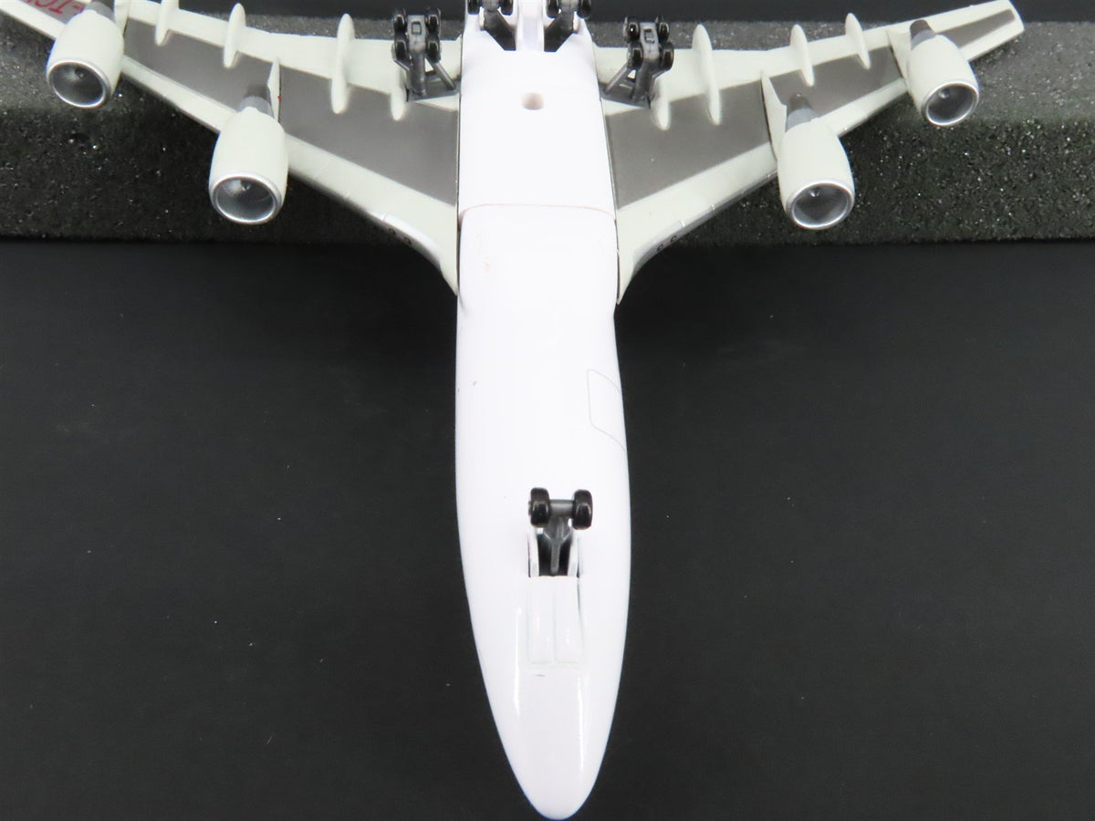 1:400 Scale Dragon Wings 55395 Die-Cast Thai Airways Boeing B747-4D7 Airliner