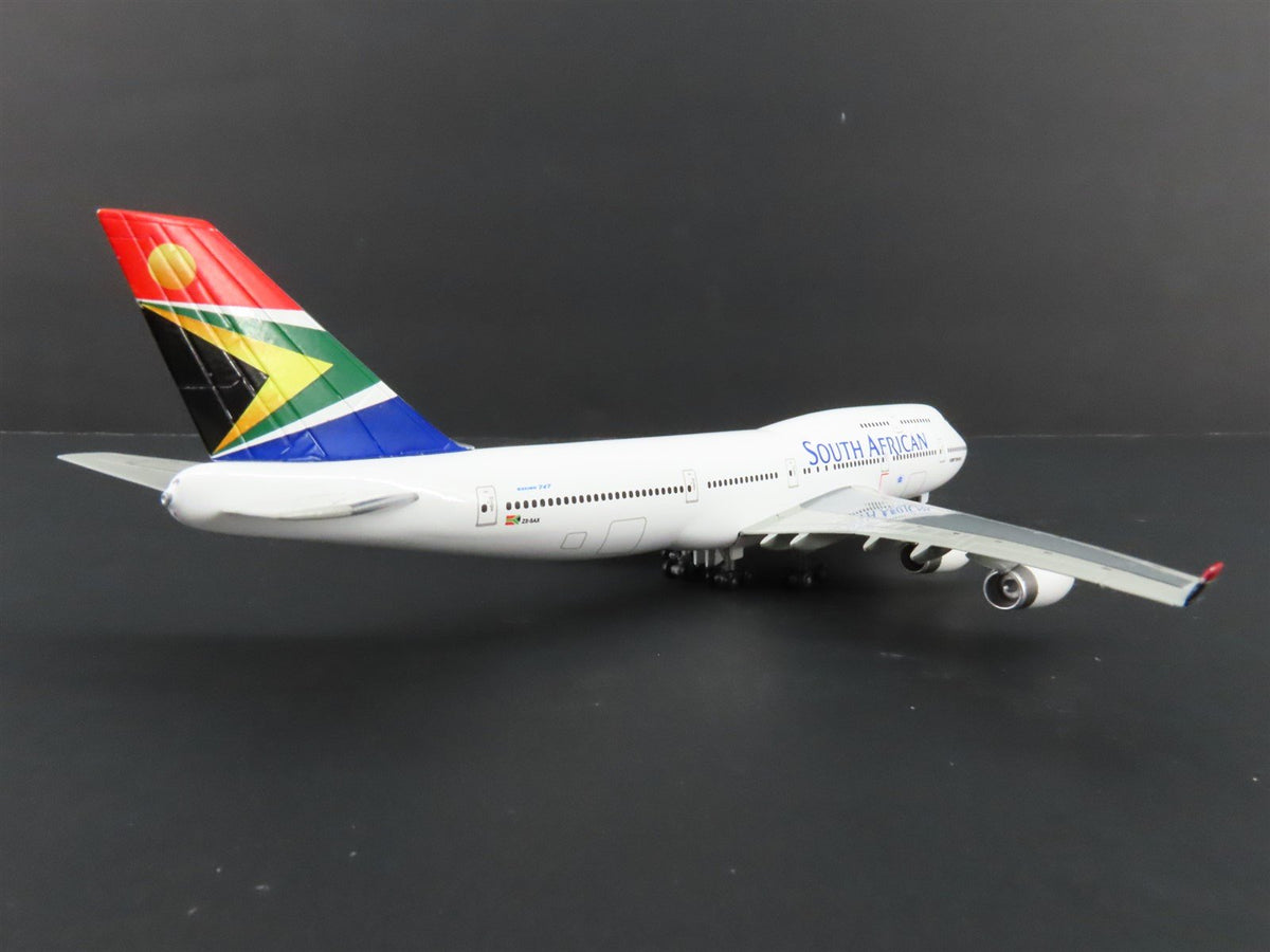 1:400 Dragon Wings 55086 Die-Cast South African Airways Boeing B747-444 Airliner