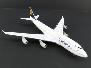 1:400 Scale Dragon Wings 55156 Die-Cast Lufthansa Boeing B747-430 Airliner