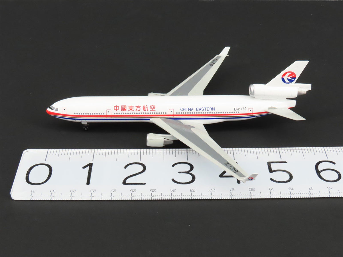 1:400 Dragon Wings 55069 Die-Cast China Eastern McDonnell Douglas MD-11 Airliner