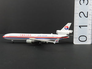 1:400 Dragon Wings 55069 Die-Cast China Eastern McDonnell Douglas MD-11 Airliner