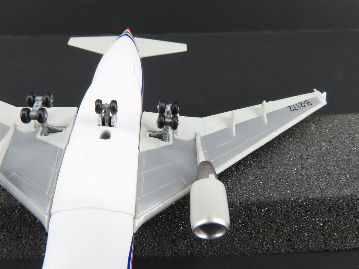 1:400 Dragon Wings 55069 Die-Cast China Eastern McDonnell Douglas MD-11 Airliner