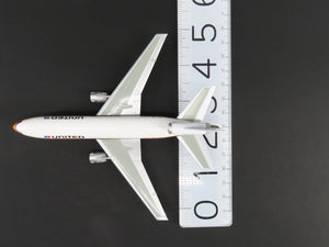 1:400 Dragon Wings 55158 Die-Cast United McDonnell Douglas DC-10-30 Airliner