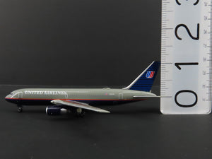 1:400 Dragon Wings 55160 Die-Cast United Airlines Boeing B767-222 Airliner