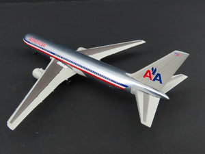 1:400 Dragon Wings 55157 Die-Cast American Airlines Boeing B767-323 Airliner