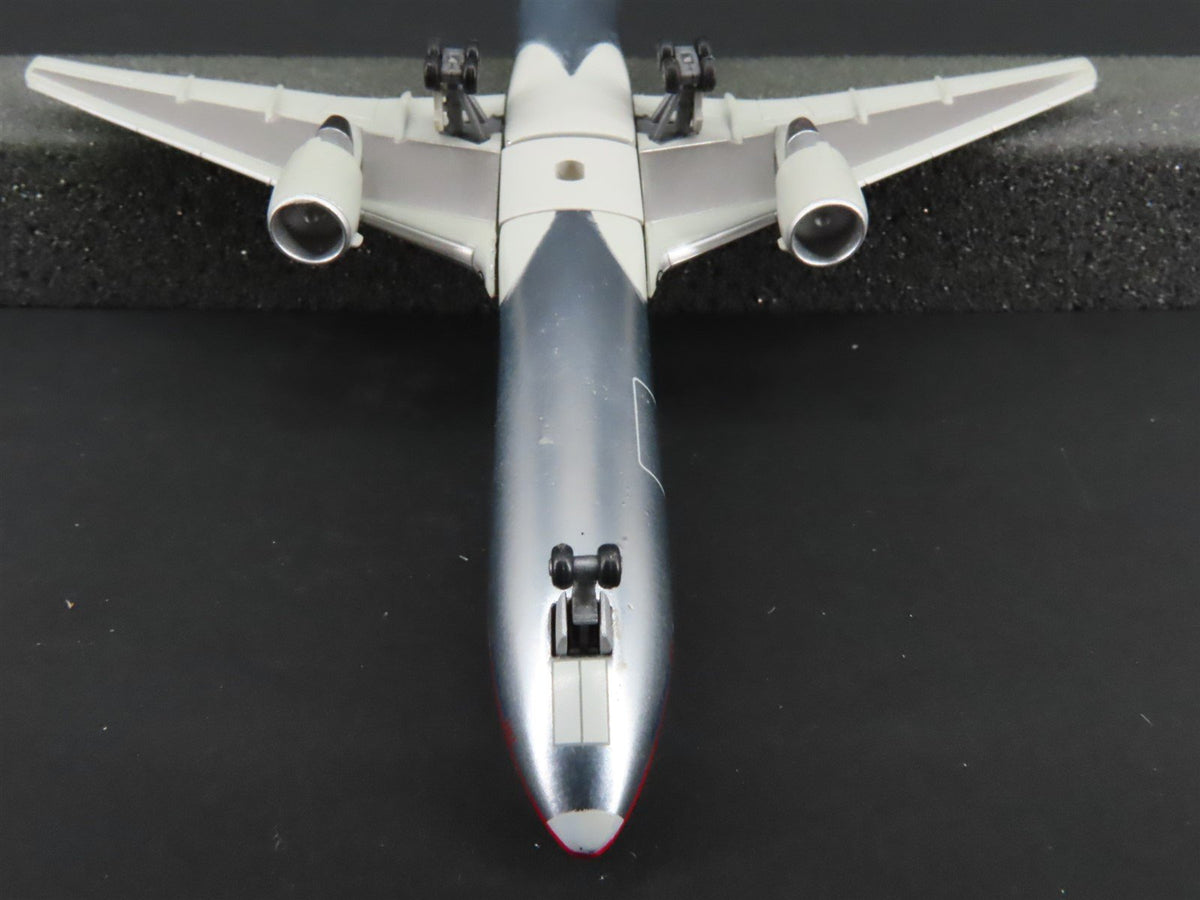 1:400 Dragon Wings 55157 Die-Cast American Airlines Boeing B767-323 Airliner