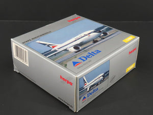 1:400 Scale herpa 560757 Die-Cast Delta Airlines Airbus A310-300 AIrliner