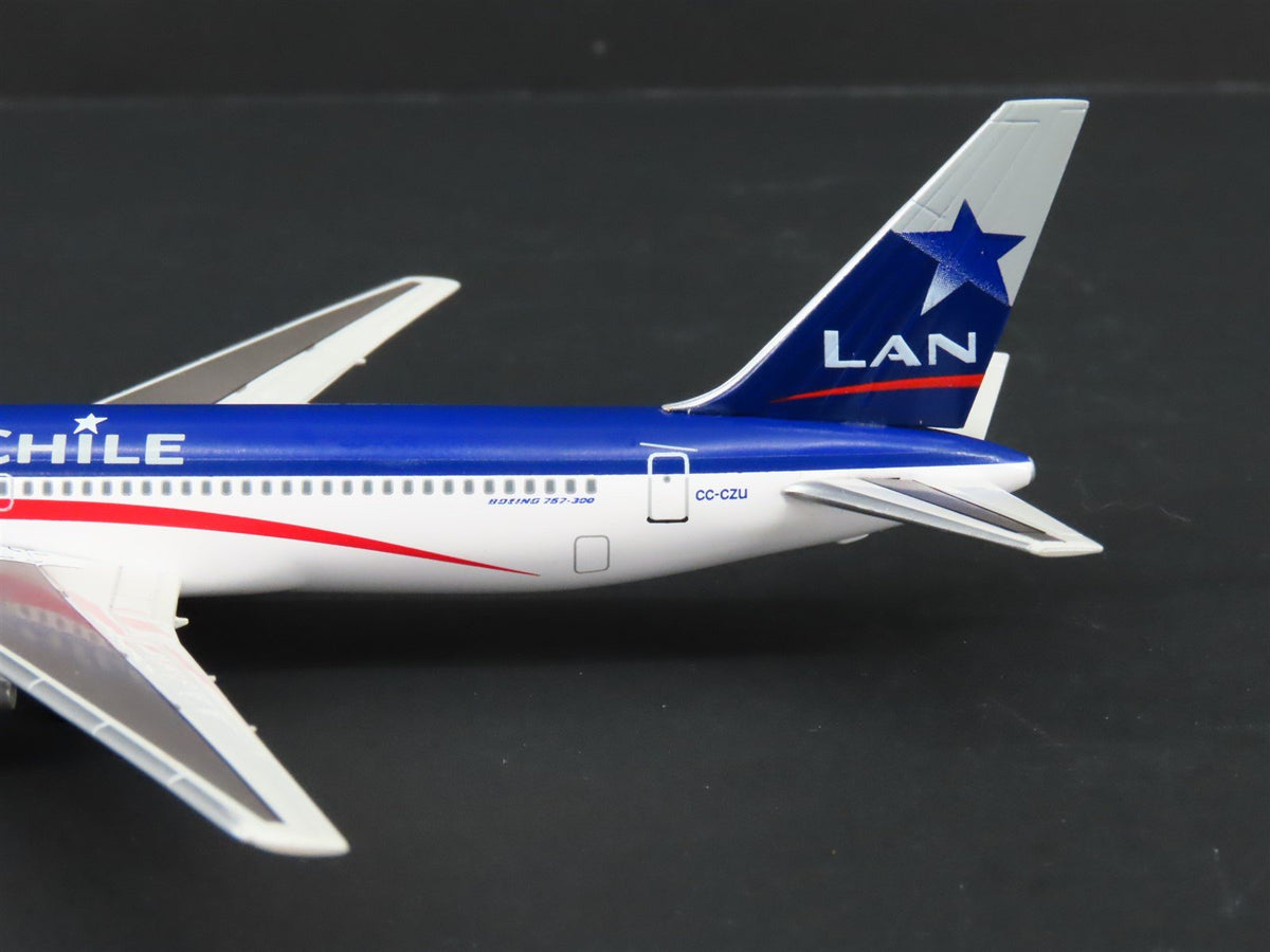 1:400 Scale Dragon Wings Jet-X JX049 Die-Cast LanChile Boeing 767-300 Airliner