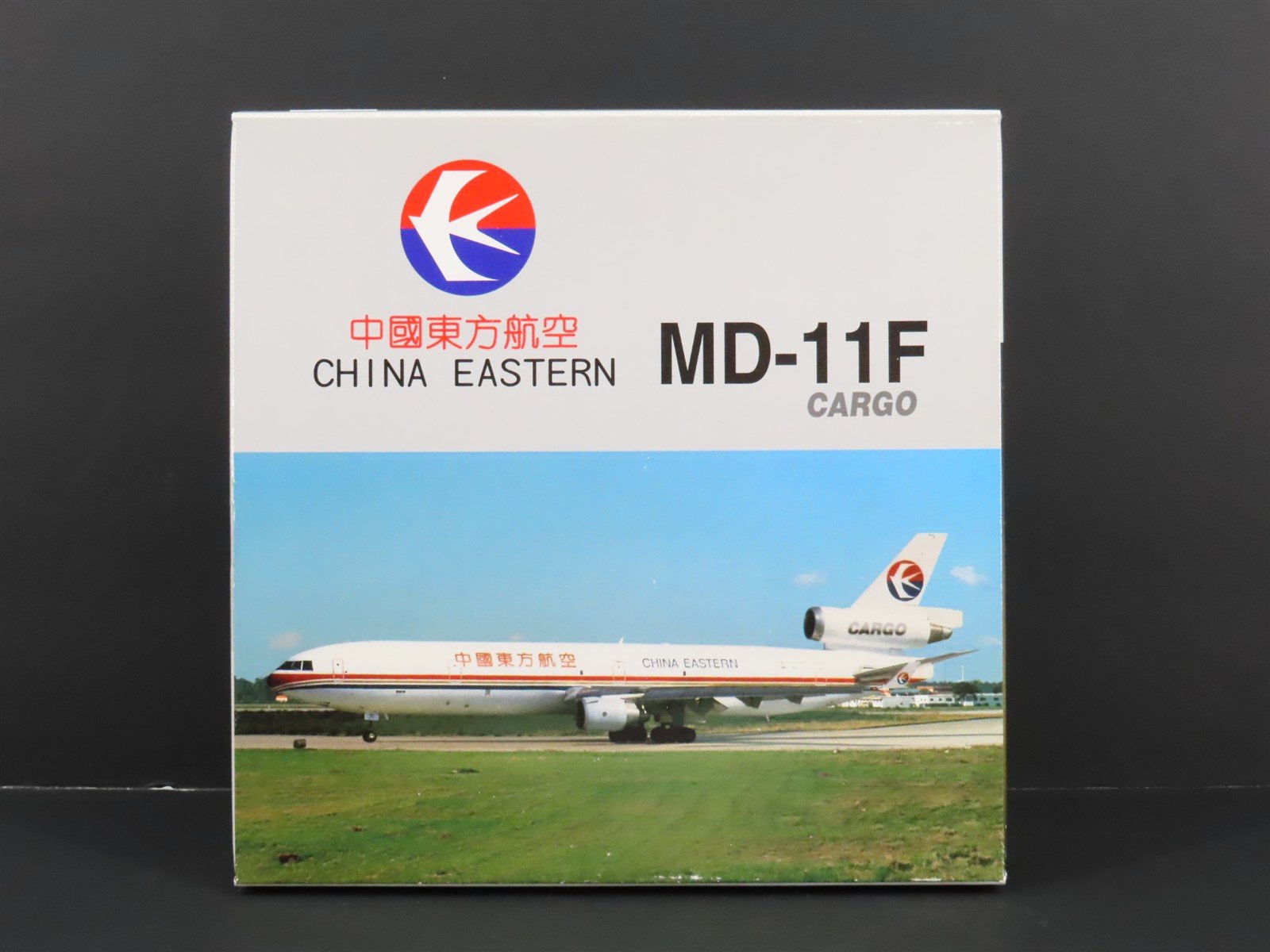 1:400 Scale Dragon Wings 55016B Die-Cast China Eastern MD-11F Cargo Airliner