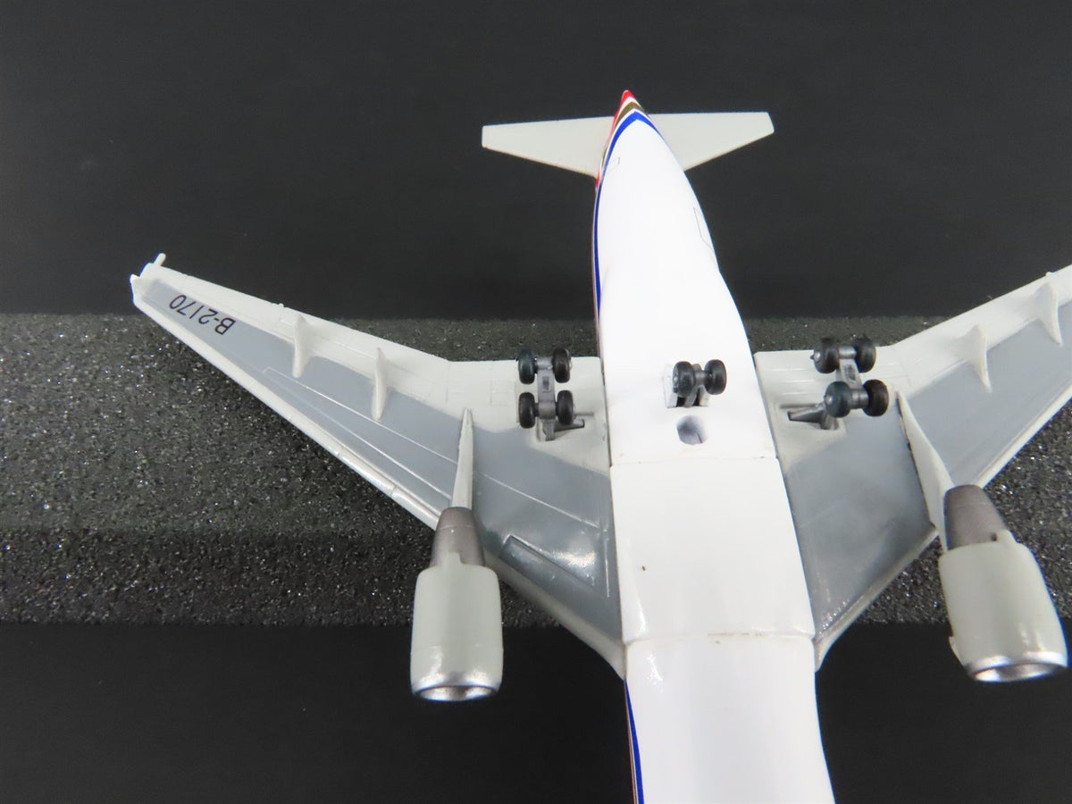 1:400 Scale Dragon Wings 55016B Die-Cast China Eastern MD-11F Cargo Airliner