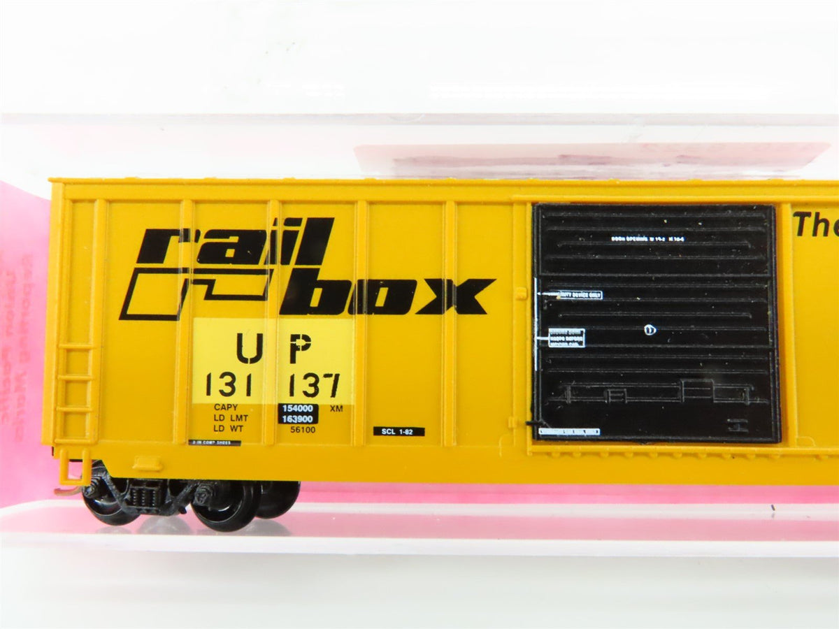 N Scale Roundhouse 8922 UP Union Pacific Railbox Repaint 50&#39; Box Car #131137