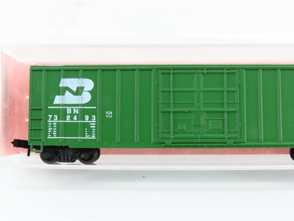 N Scale Roundhouse 8829 BN Burlington Northern 50&#39; Plug Door Box Car #732493