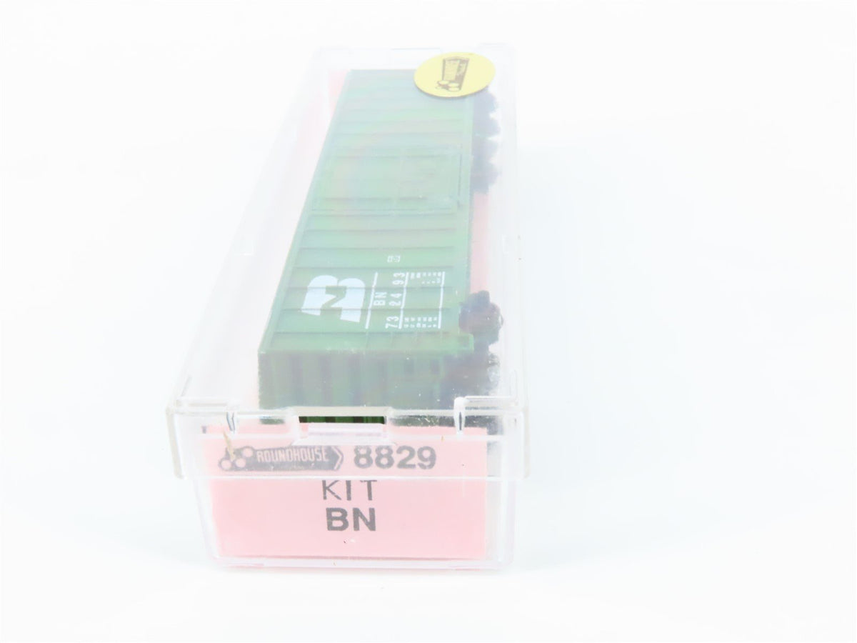 N Scale Roundhouse 8829 BN Burlington Northern 50&#39; Plug Door Box Car #732493