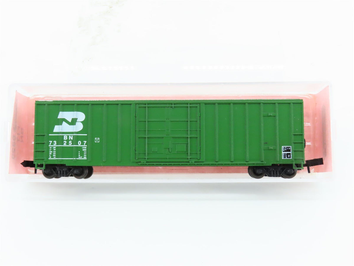 N Scale Roundhouse 8829 BN Burlington Northern 50&#39; Plug Door Box Car #732507