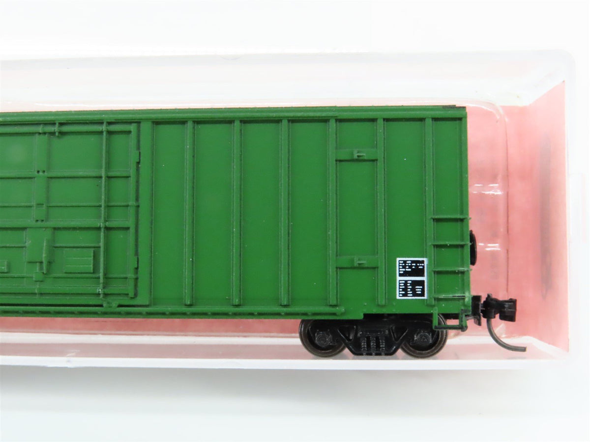 N Scale Roundhouse 8829 BN Burlington Northern 50&#39; Plug Door Box Car #732472