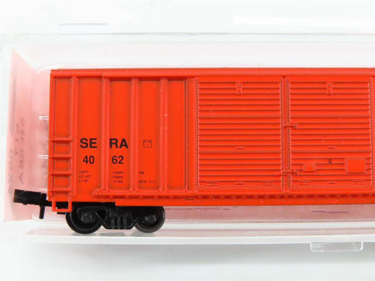 N Scale Roundhouse 8824 SERA Sierra Railroad 50&#39; Double Door Box Car #4062