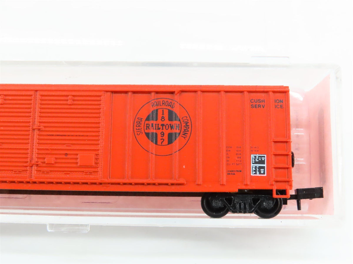 N Scale Roundhouse 8824 SERA Sierra Railroad 50&#39; Double Door Box Car #4044