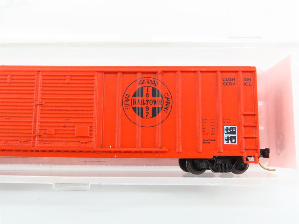 N Scale Roundhouse 8824 SERA Sierra Railroad 50&#39; Double Door Box Car #4083