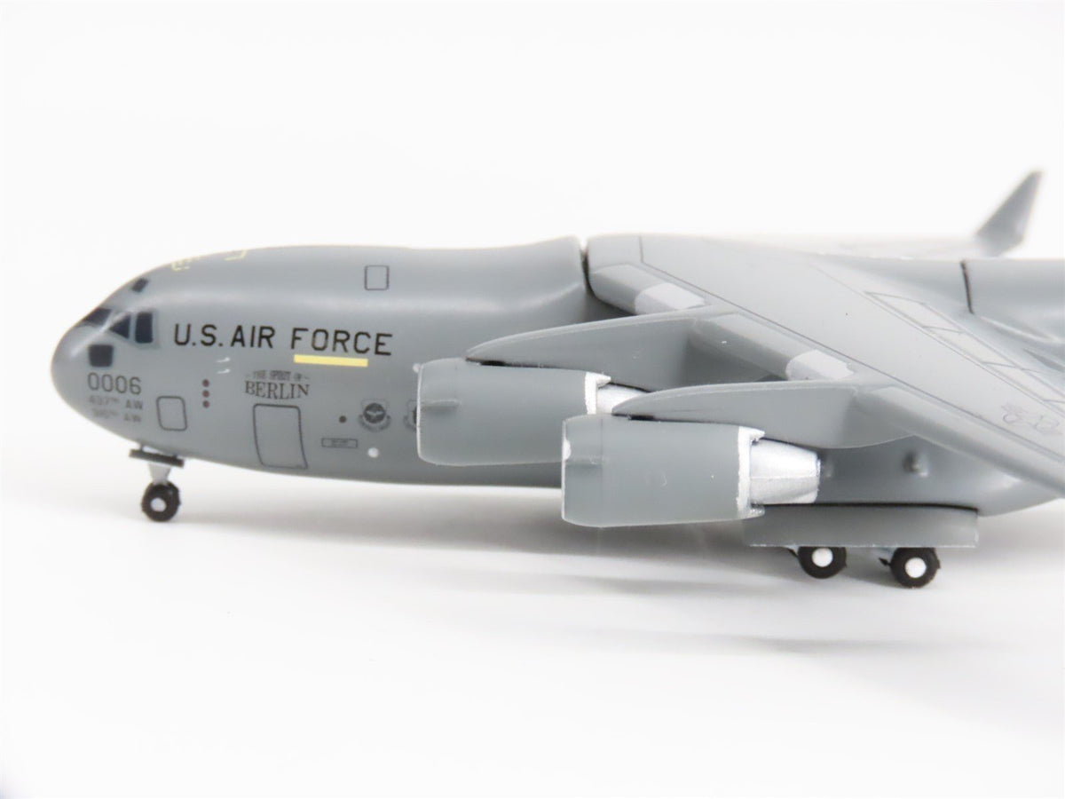 1:400 Scale Gemini Max LE GMUSA002 Charleston US Air Force Boeing C-17 Airliner