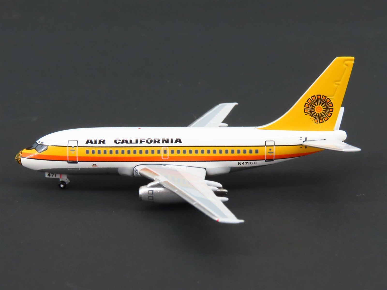 1:400 Scale SMA Models Die-Cast Air California Boeing 737-100 Airliner