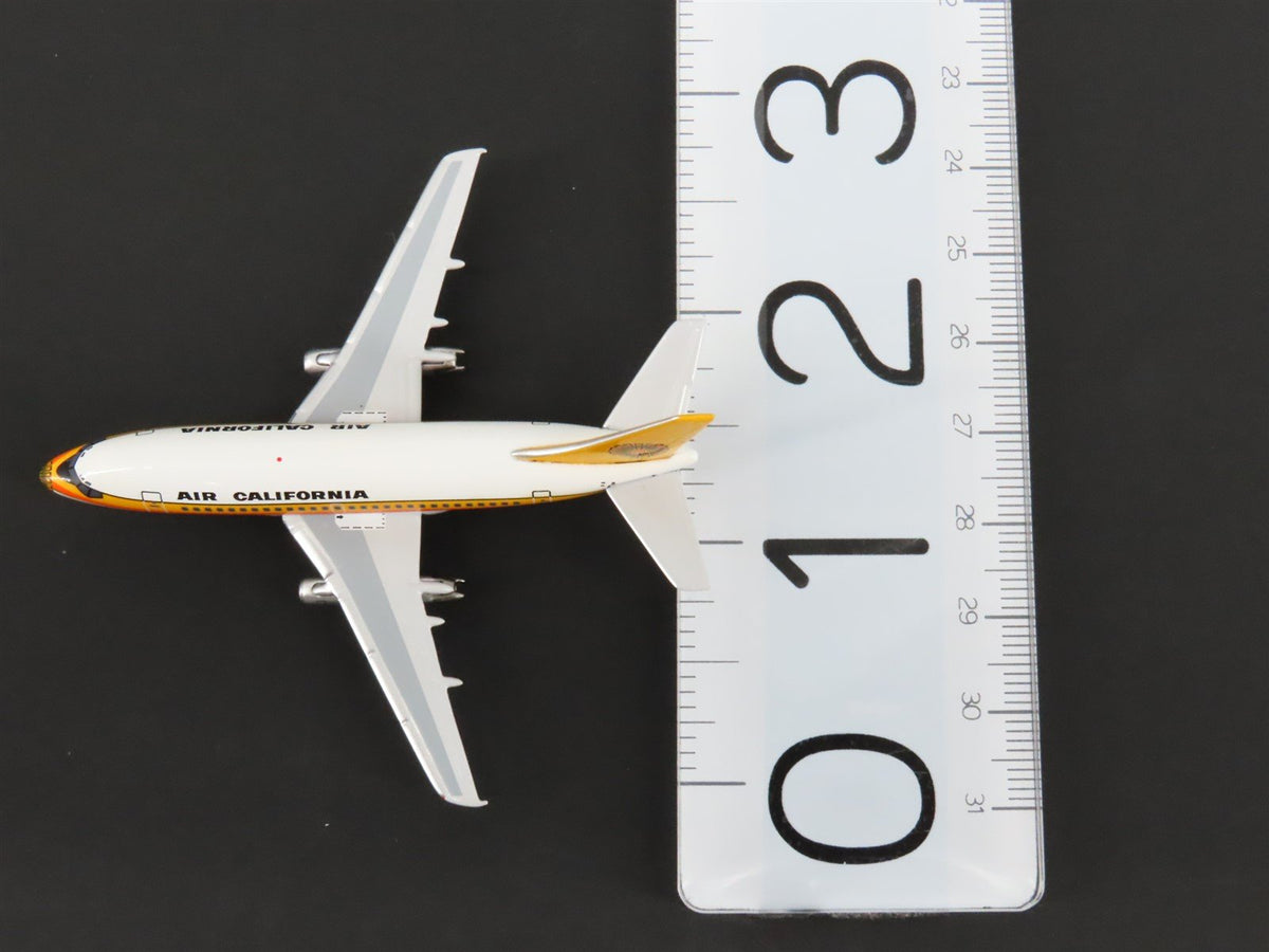 1:400 Scale SMA Models Die-Cast Air California Boeing 737-100 Airliner