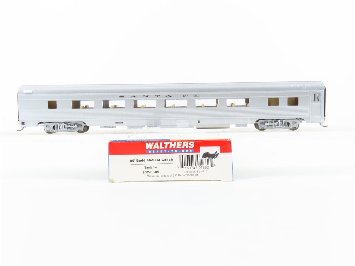 HO Scale Walthers 932-6305 ATSF Santa Fe 85&#39; Budd 46-Seat Coach Passenger