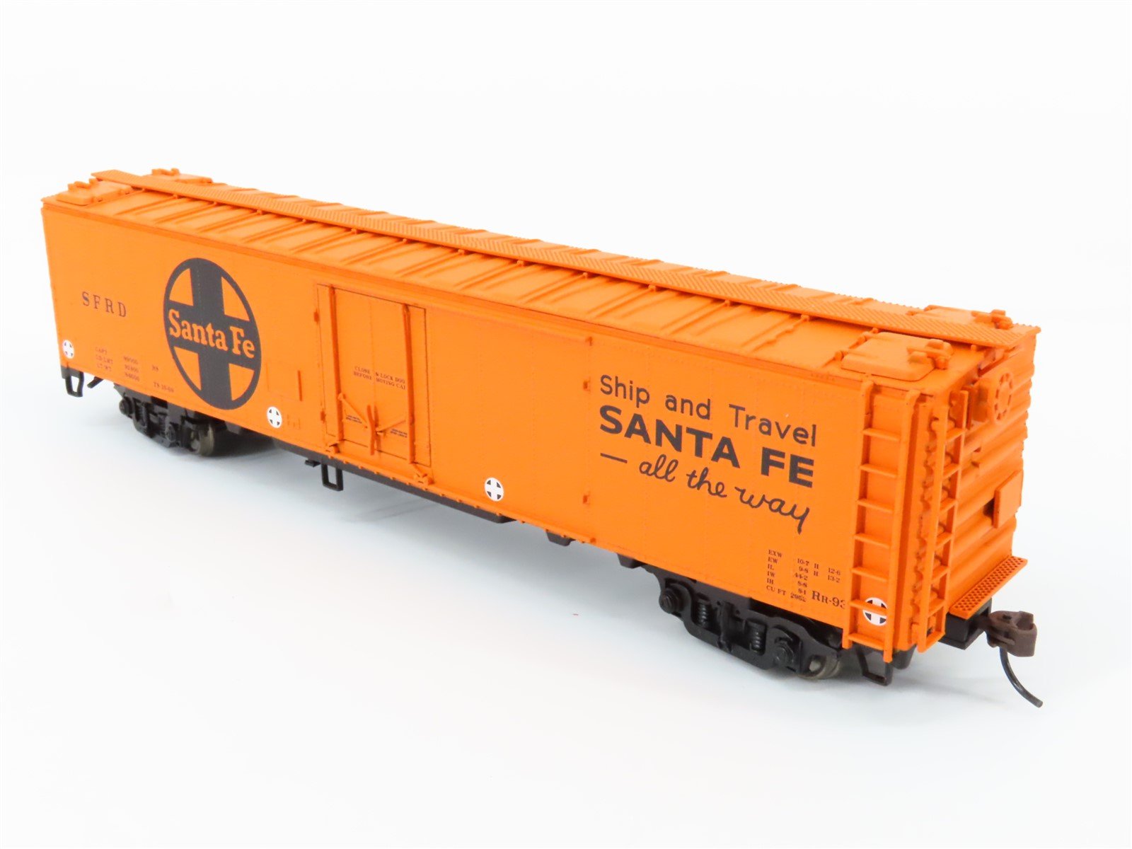HO Scale Walthers 932-6248 SFRD Santa Fe Railroad 50' REA Express Reefer