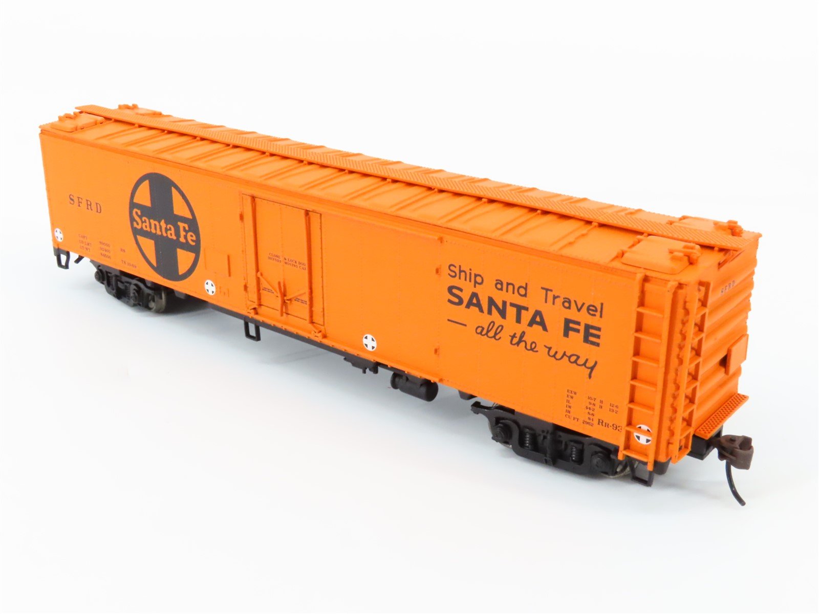 HO Scale Walthers 932-6248 SFRD Santa Fe Railroad 50' REA Express Reefer