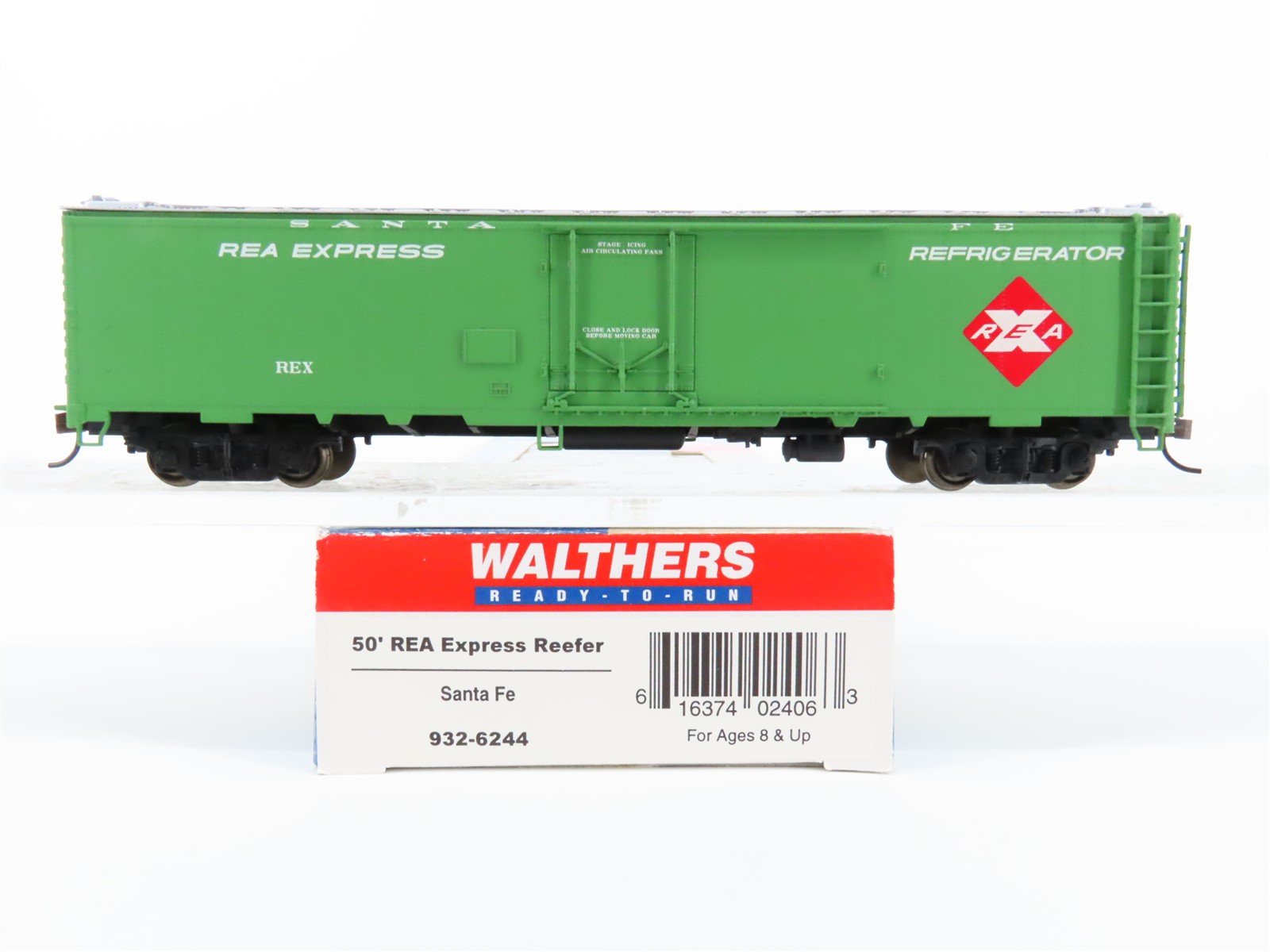HO Scale Walthers 932-6244 REX ATSF Santa Fe Railroad 50' REA Express Reefer