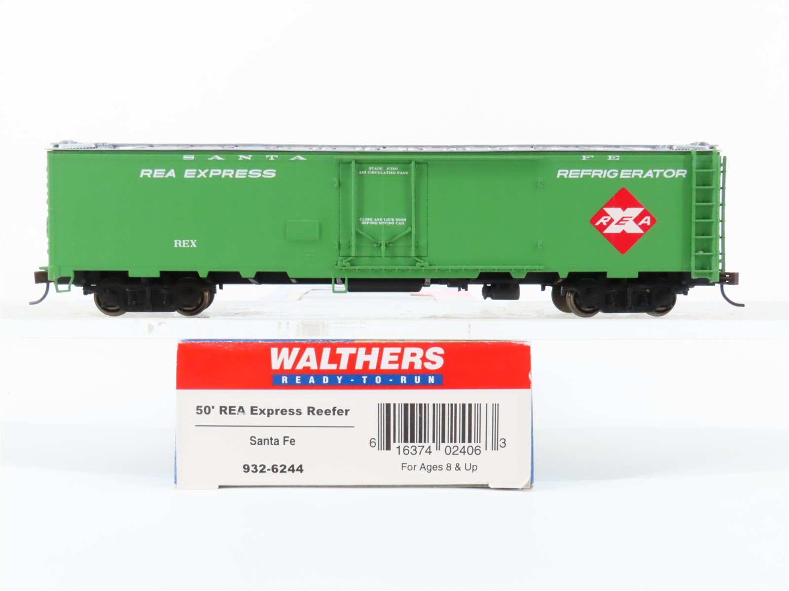 HO Scale Walthers 932-6244 REX ATSF Santa Fe Railroad 50' REA Express Reefer