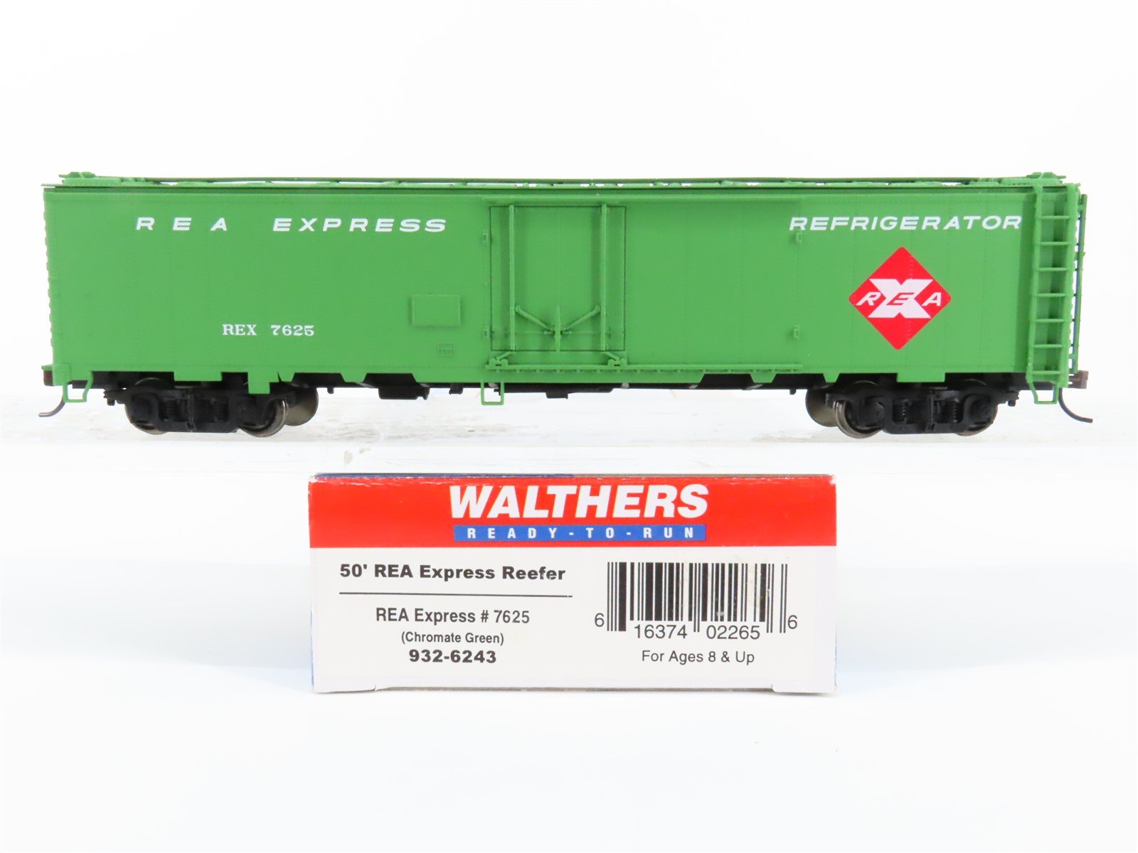 HO Scale Walthers 932-6243 REX REA Railway Express Agency 50' Reefer #7625