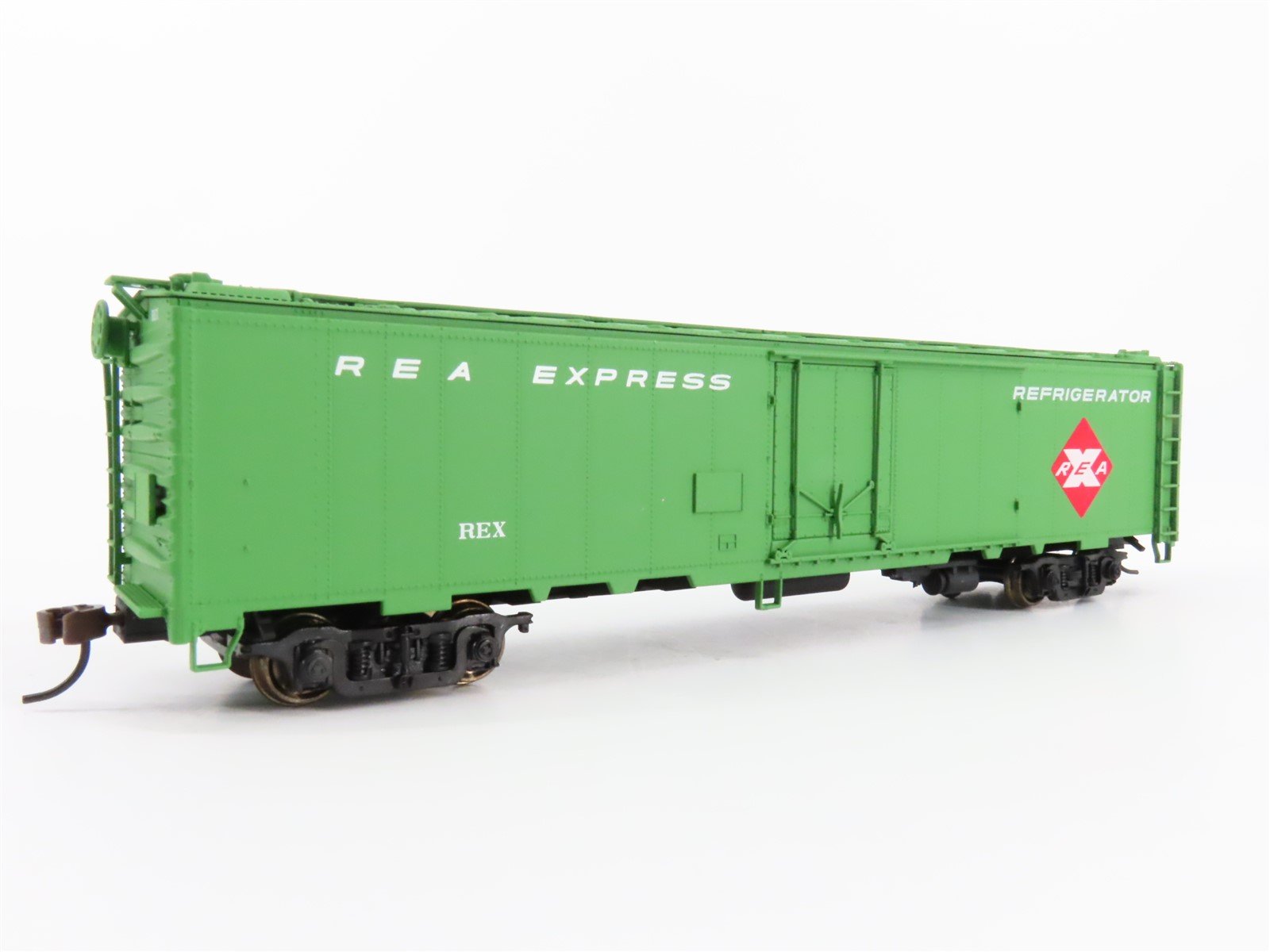 HO Scale Walthers 932-6243 REX REA Railway Express Agency 50' Reefer