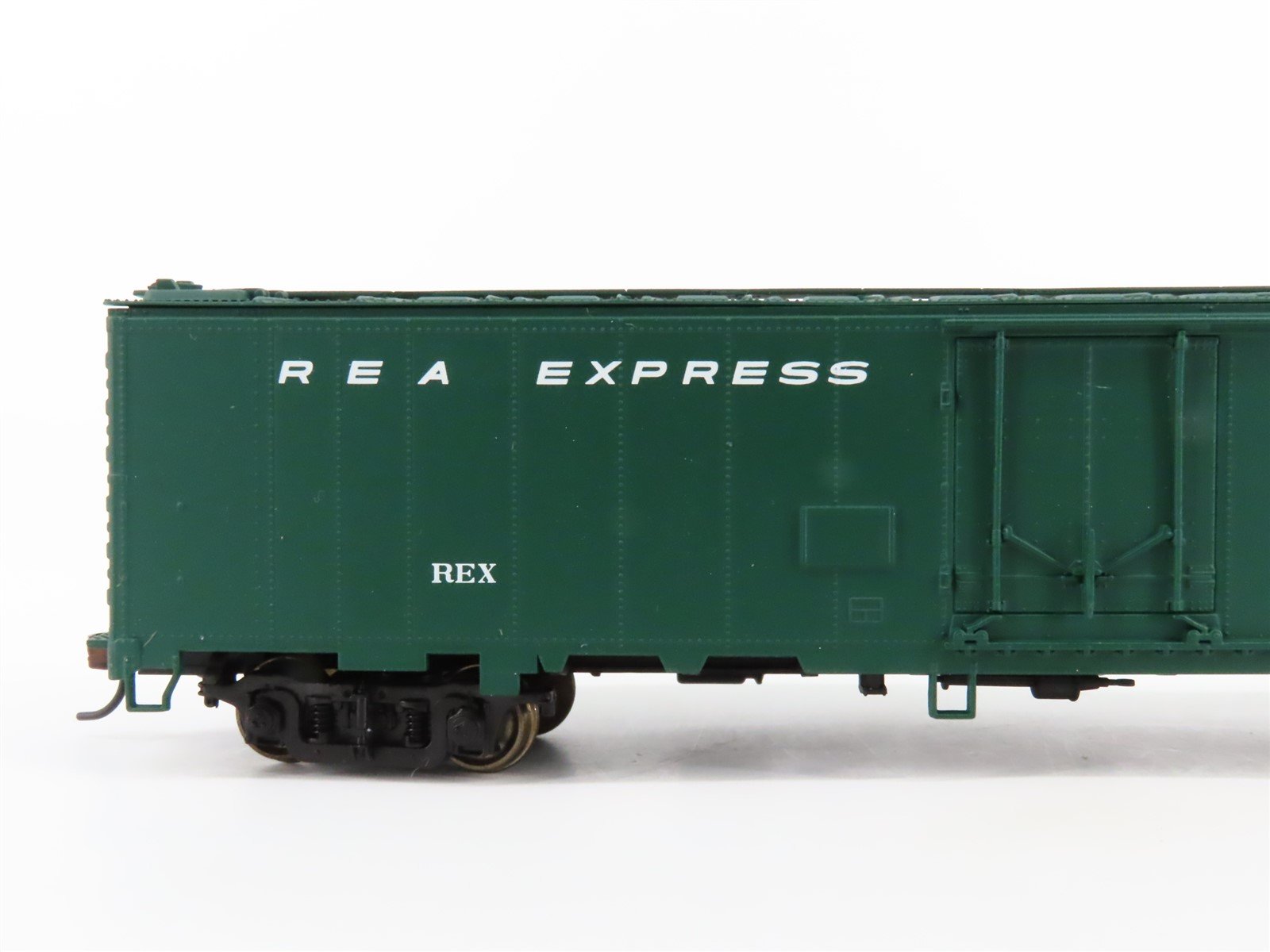 HO Scale Walthers 932-6242 REX REA Railway Express Agency 50' Reefer