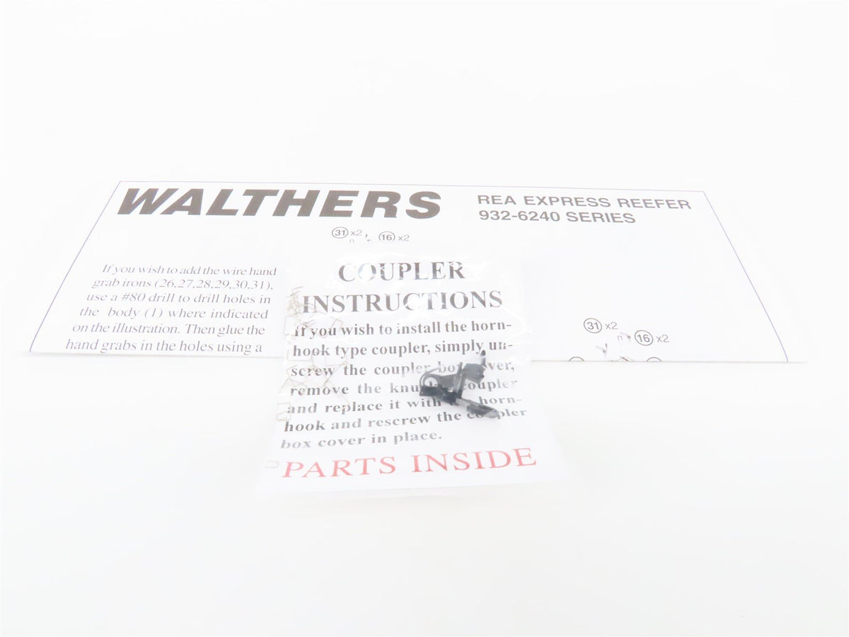HO Scale Walthers 932-6242 REX REA Railway Express Agency 50&#39; Reefer