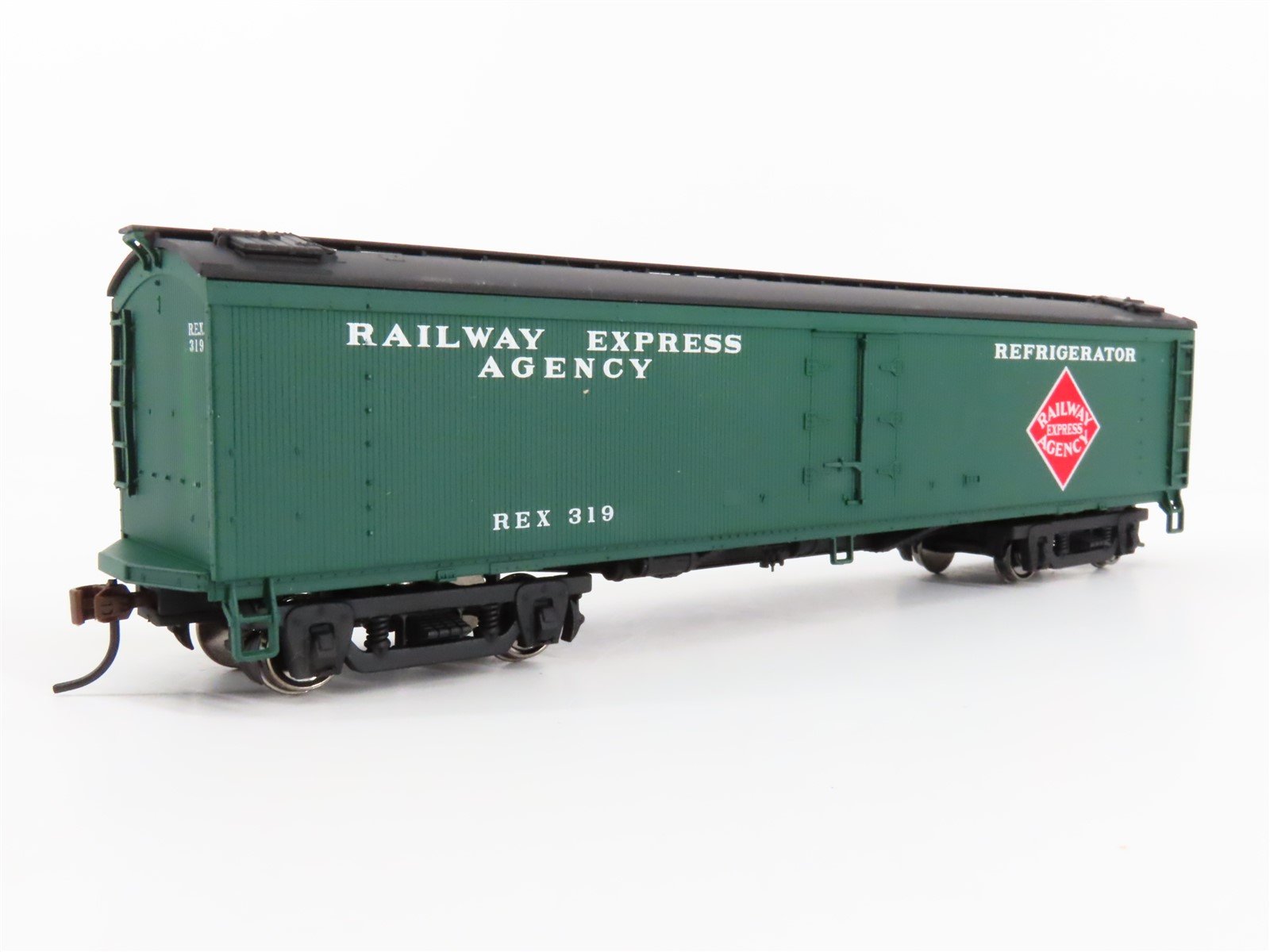 HO Scale Walthers 932-5471 REX REA Railway Express Agency Wood Reefer #319