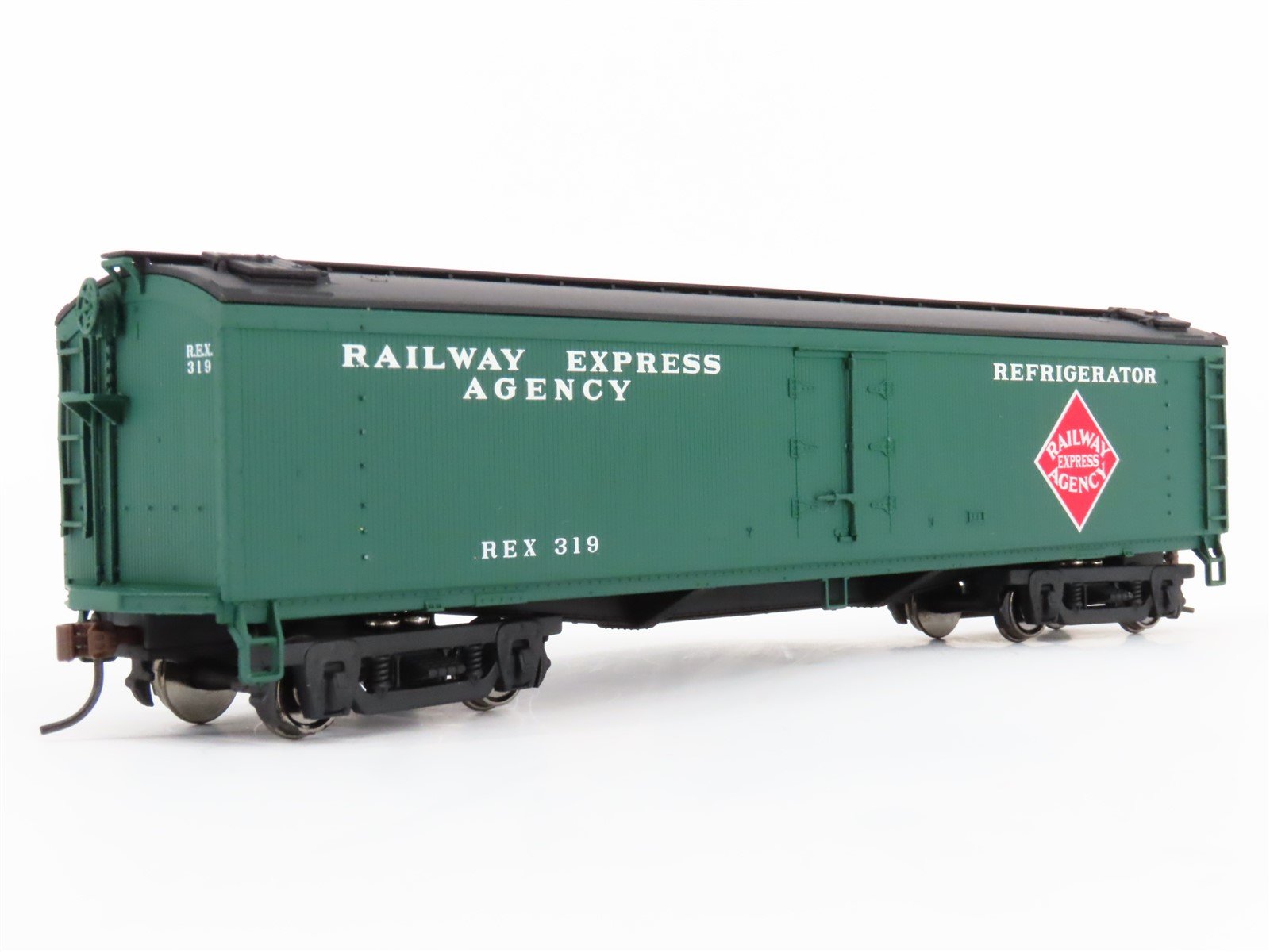 HO Scale Walthers 932-5471 REX REA Railway Express Agency Wood Reefer #319
