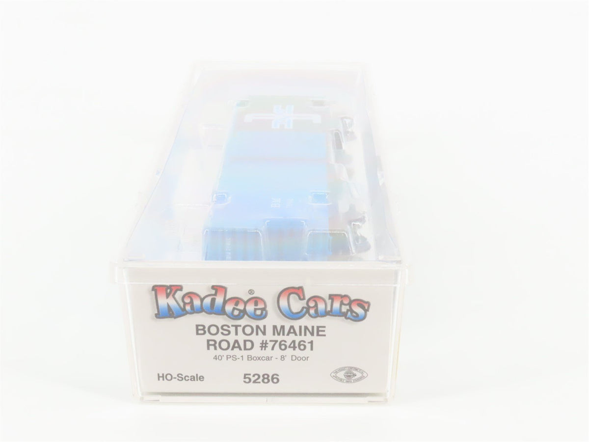 HO Scale Kadee 5286 B&amp;M Boston &amp; Maine 40&#39; PS-1 Box Car #76461 - Sealed