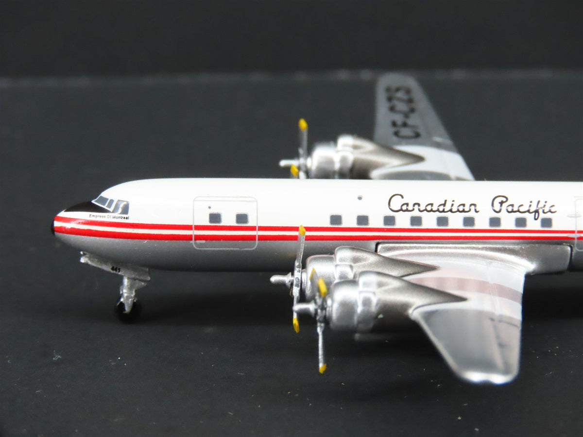 1:400 Aero Classics Die-Cast Canadian Pacific McDonnell Douglas DC-6B Airliner