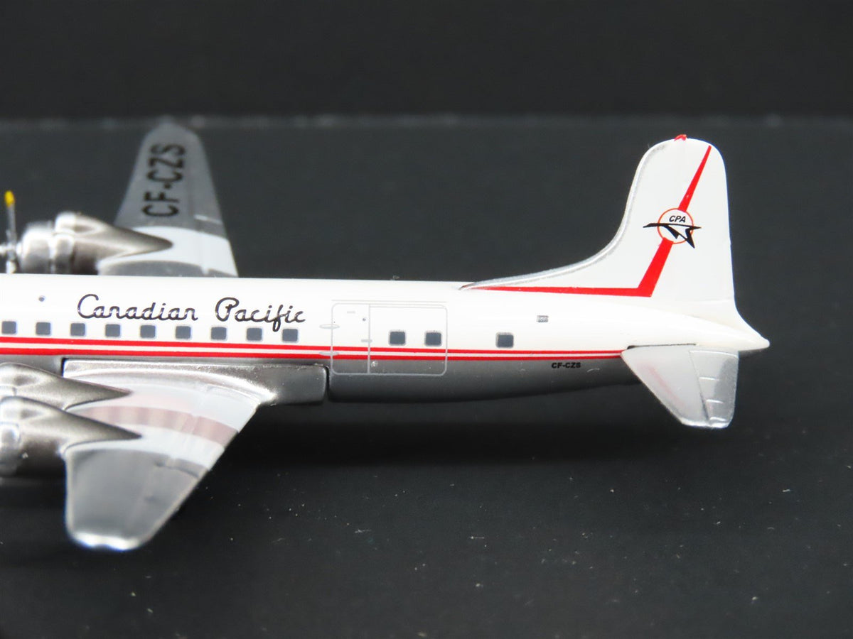 1:400 Aero Classics Die-Cast Canadian Pacific McDonnell Douglas DC-6B Airliner