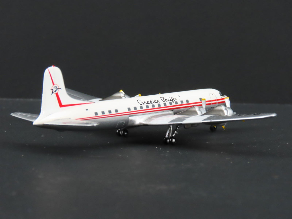 1:400 Aero Classics Die-Cast Canadian Pacific McDonnell Douglas DC-6B Airliner