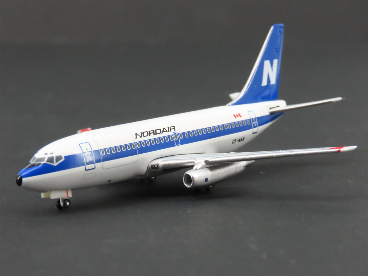 1:400 Aero Classics Die-Cast Nordair Boeing B737-200 Airliner