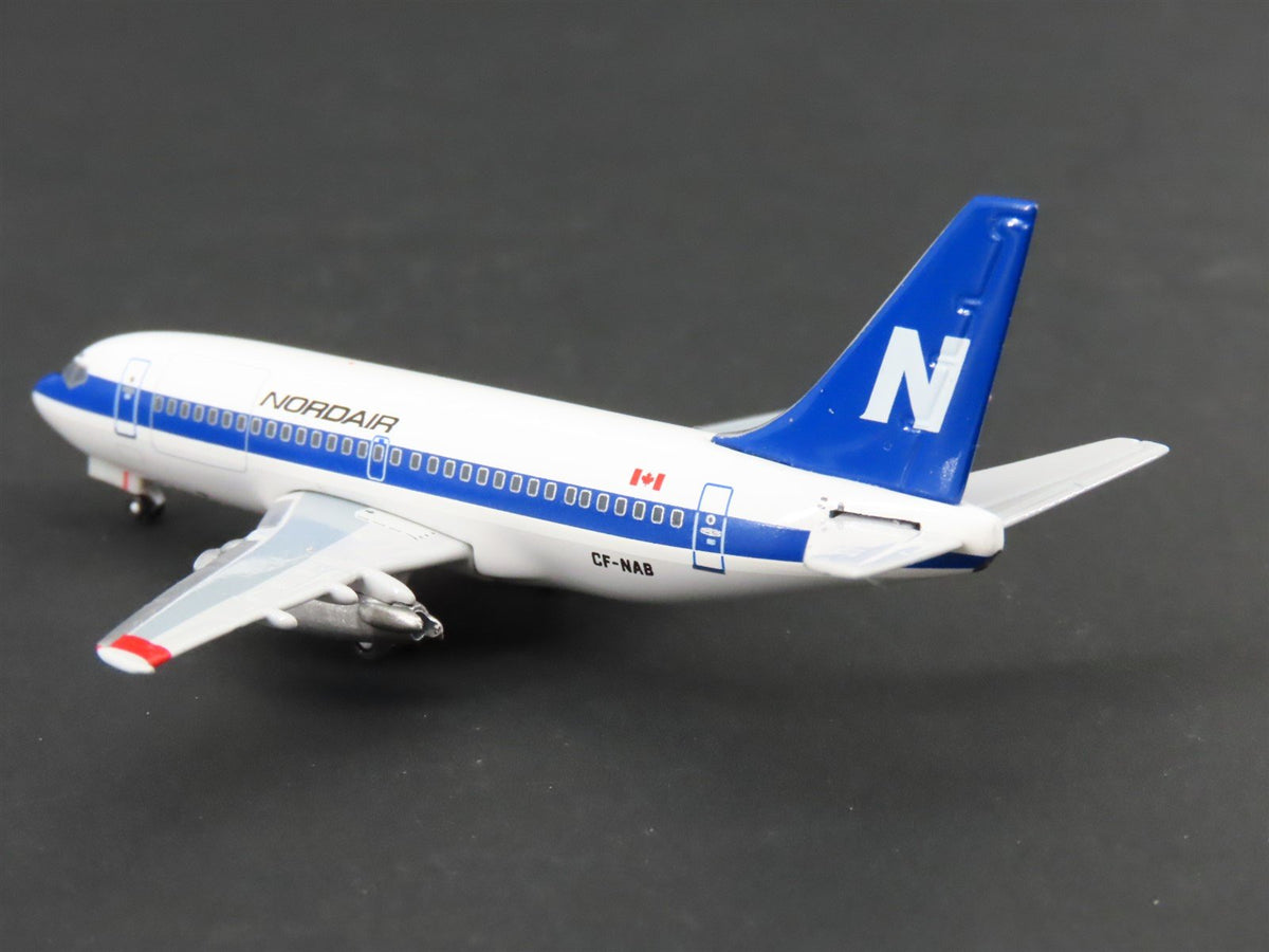 1:400 Aero Classics Die-Cast Nordair Boeing B737-200 Airliner