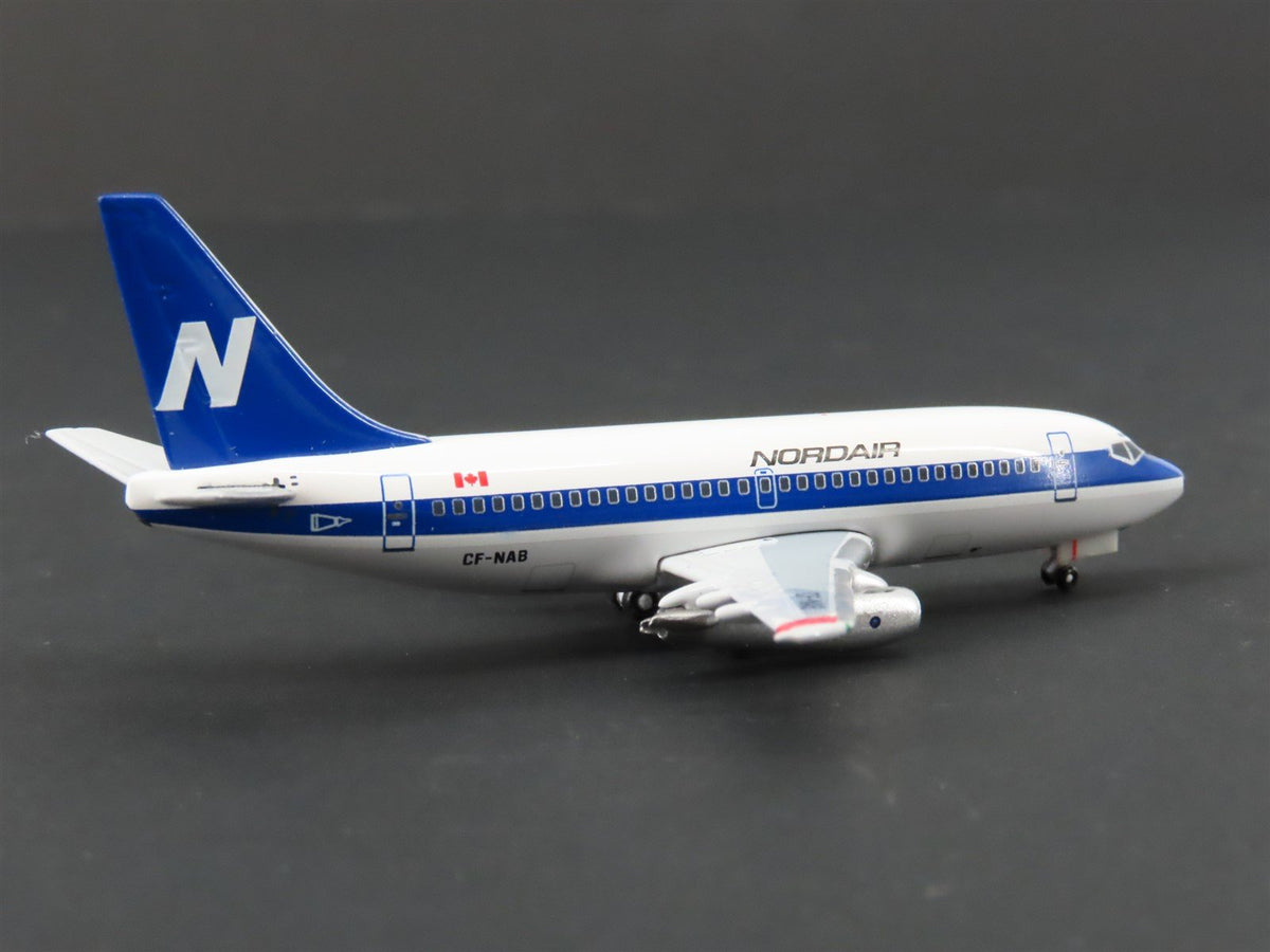 1:400 Aero Classics Die-Cast Nordair Boeing B737-200 Airliner