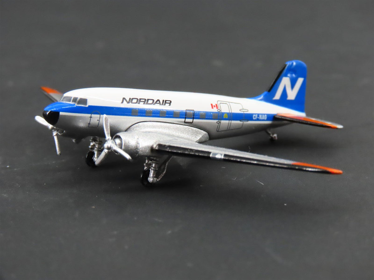 1:400 Aero Classics Die-Cast Nordair Douglas DC-3 Airliner