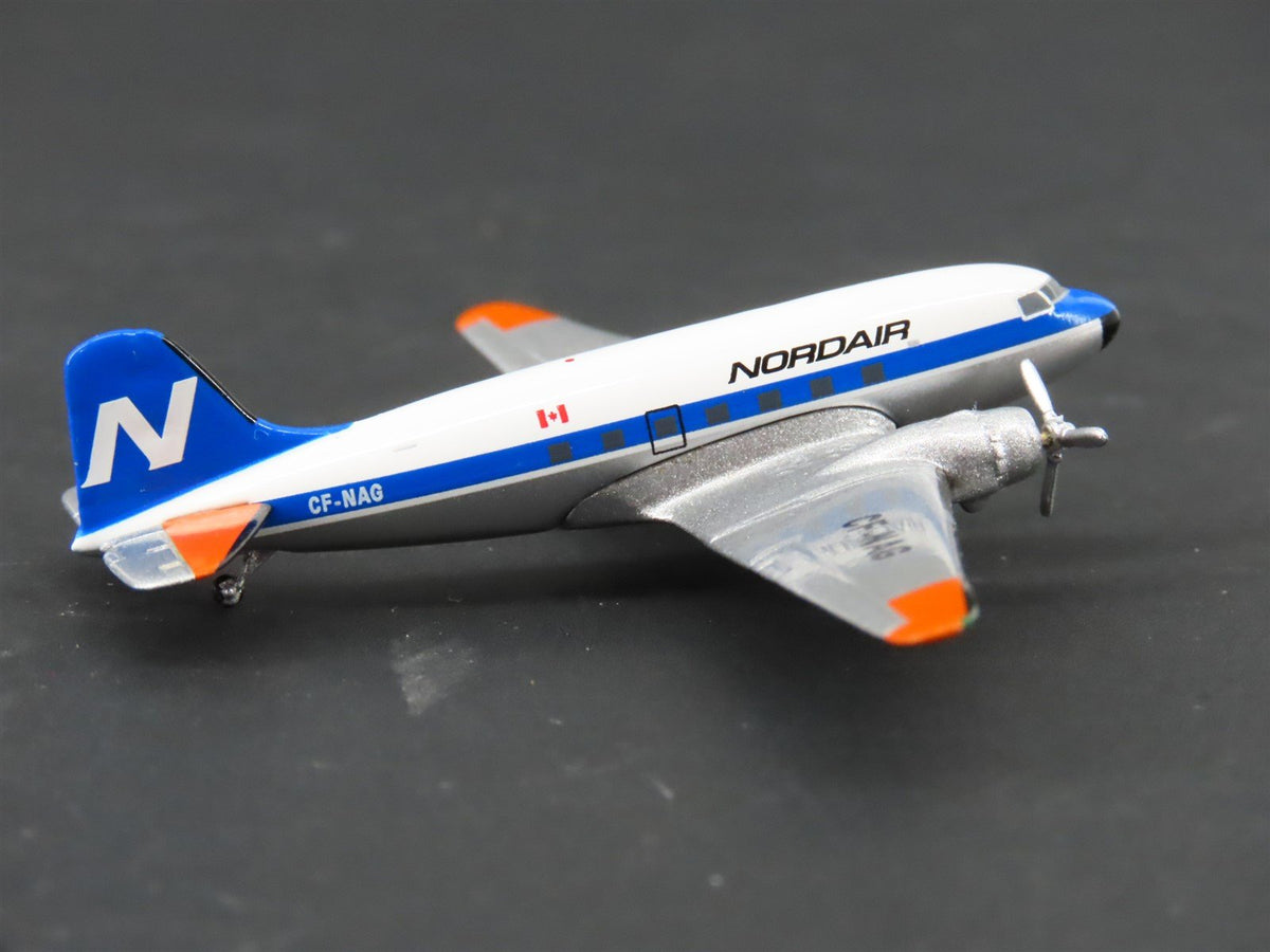 1:400 Aero Classics Die-Cast Nordair Douglas DC-3 Airliner